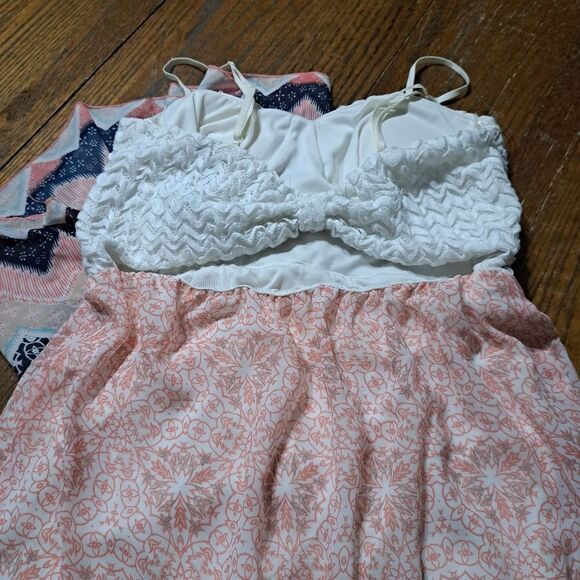 Juniors Size Large Trixxi Sleeveless Spaghetti Strap Floral Maxi Dress Open Back - Picture 7 of 8